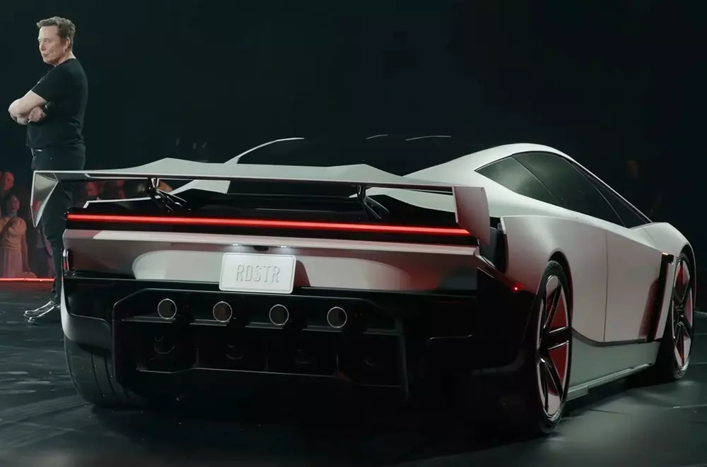 tesla-roadster-2-2b21 Tesla Roadster bay và lộn nhào trên không tại sự kiện ra mắt, tăng tốc từ 0-96 km/h trong 0,81 giây - Ảnh 6.