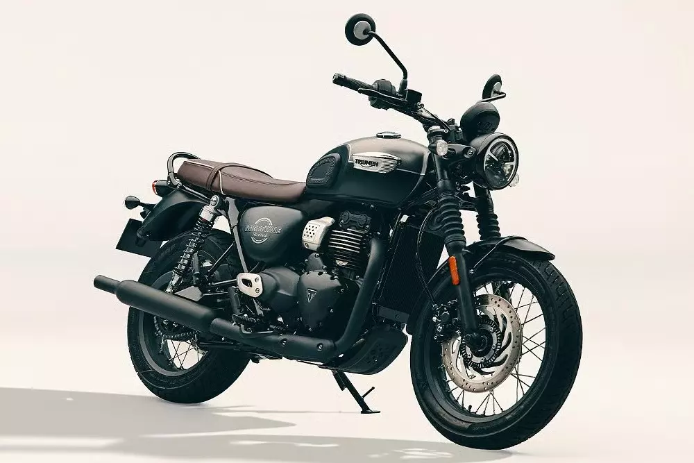 triumph-bonneville-t40-2027-7-24eb Triumph Bonneville T40 Black 2027