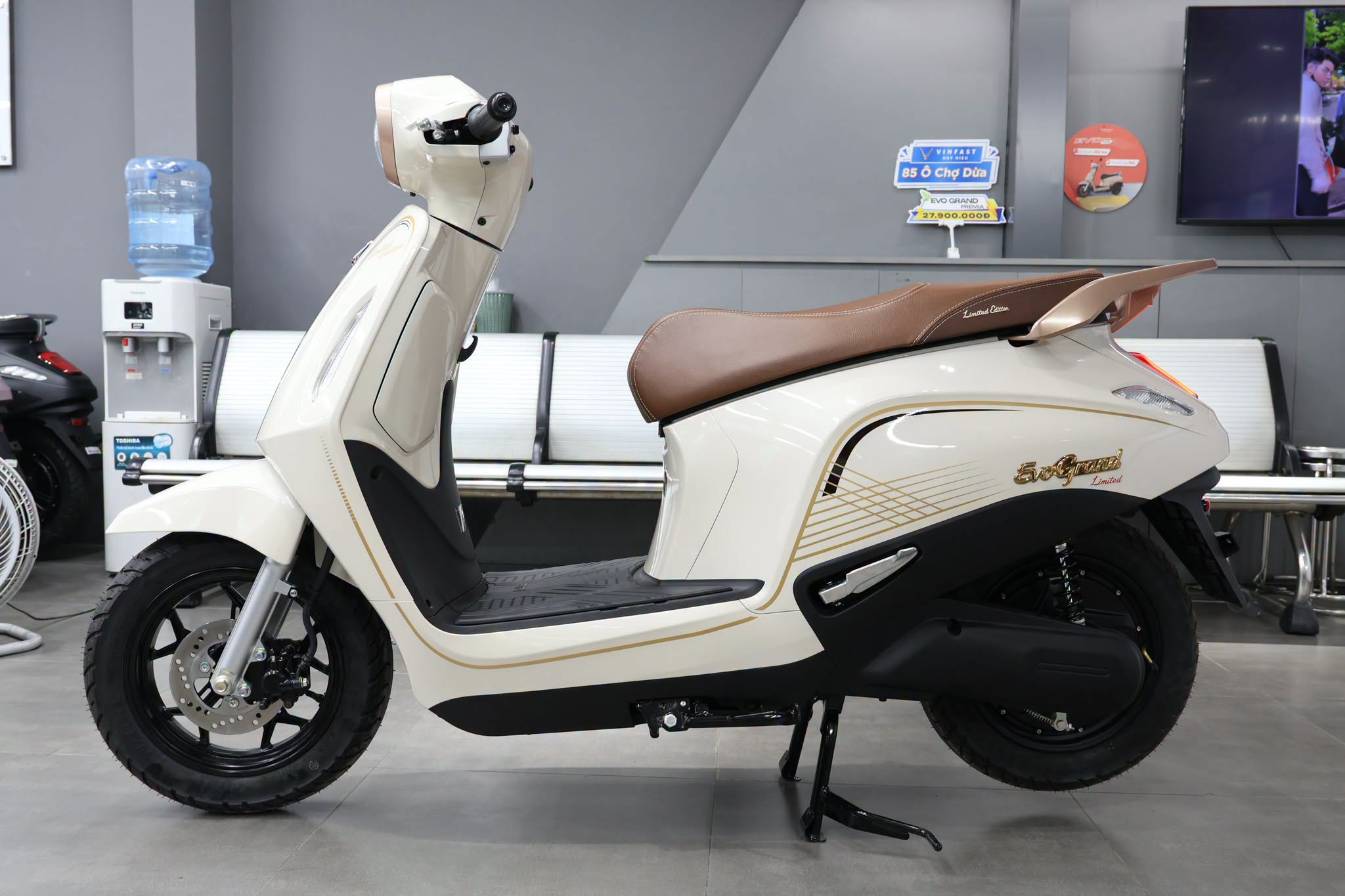 VinFast Evo Grand Limited 2.jpg VinFast Evo Grand Limited 2.jpg