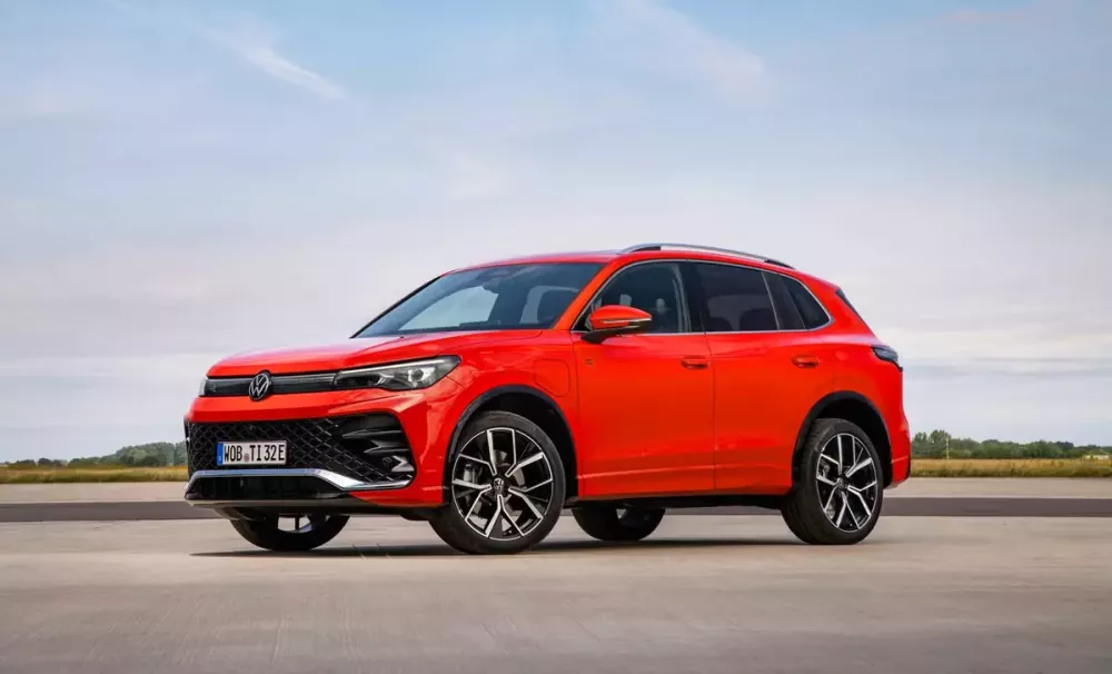 volkswagen-tiguan-2027-1-ae14-1 Volkswagen Tiguan thế hệ mới rục rịch ra mắt Việt Nam với giá rẻ hơn, đại lý bắt đầu nhận cọc - Ảnh 4.